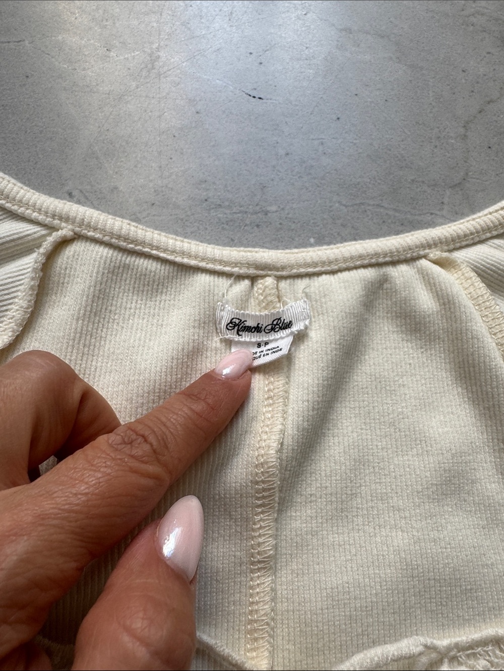 Kimchi Blue Women's Cream Crochet Appliqué Short Sleeve Top - Picture 3 of 4